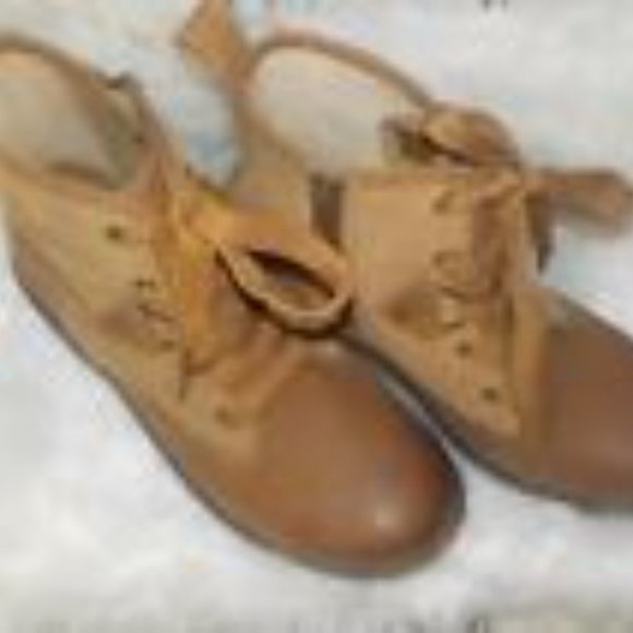 UGG HAPSBURG WOMEN'S SIZE 6 1/2 WATERPROOF BROWN LEATHER ANKLE BOOTS - Picture 6 of 6